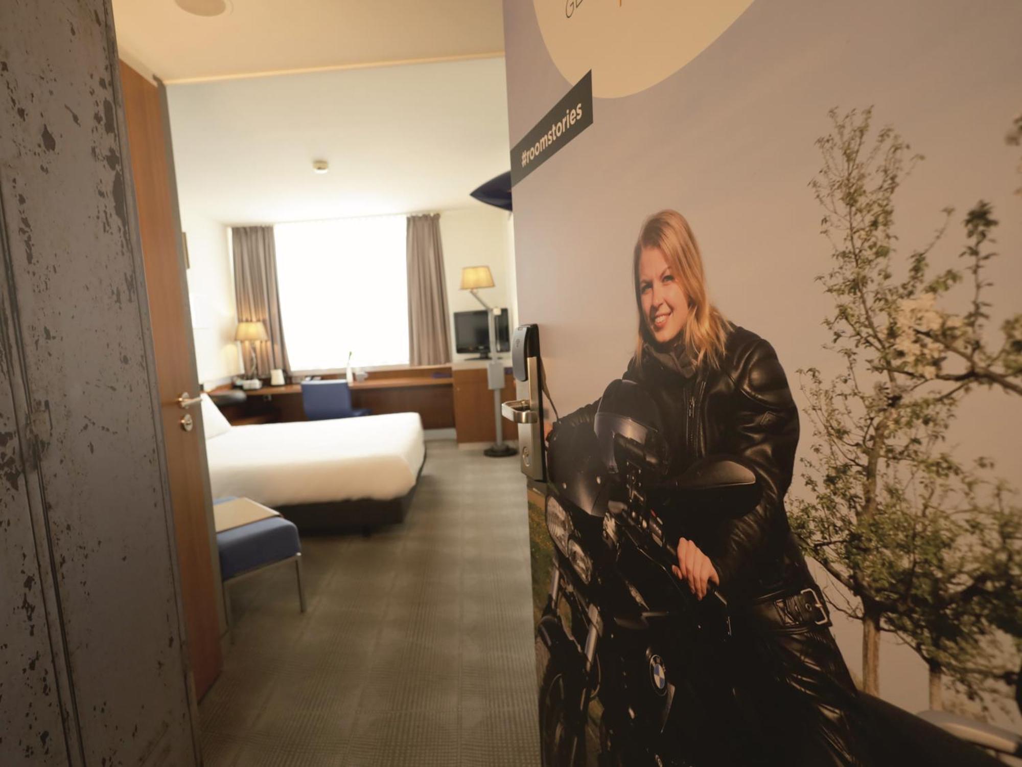 โนโวเทล เออร์ลังเงน Hotel แอร์ลังเงิน ภายนอก รูปภาพ
