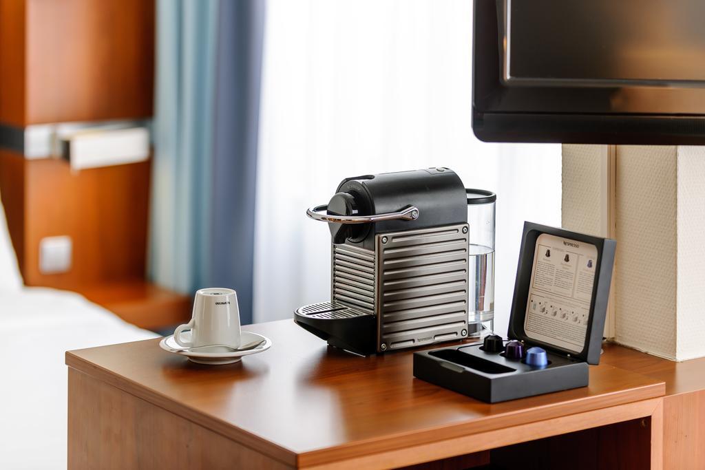 โนโวเทล เออร์ลังเงน Hotel แอร์ลังเงิน ภายนอก รูปภาพ